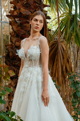 Üç Boyutlu Dantelli Helen Gelinlik